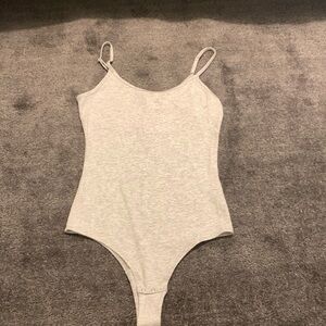 Brandy Melville (St George) heather grey bodysuit